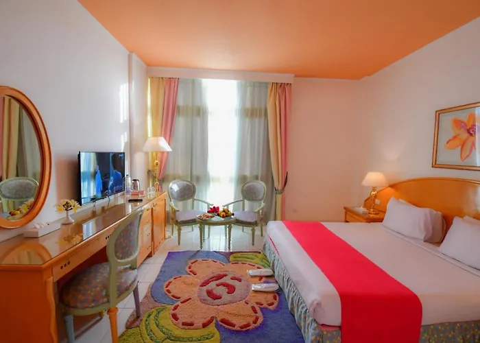 Sun & Aqua Park 5*