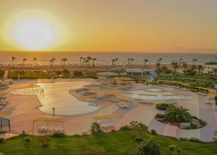 Sun & Aqua Park 5*