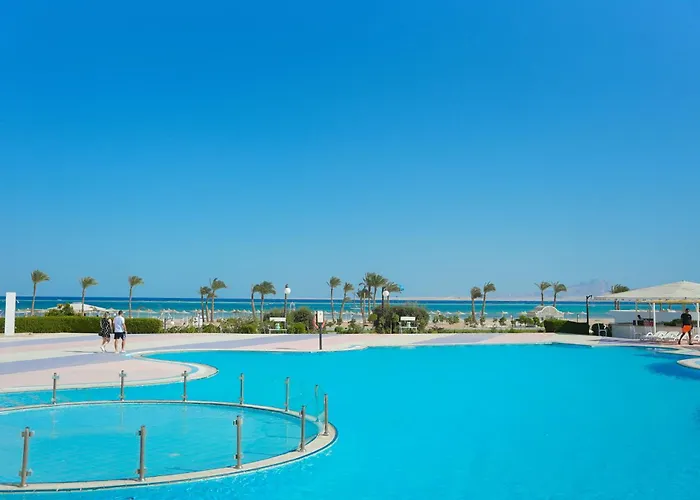 Sun & Aqua Park Курортный комплекс 5*