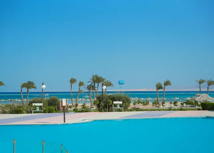 Sun & Aqua Park 5*