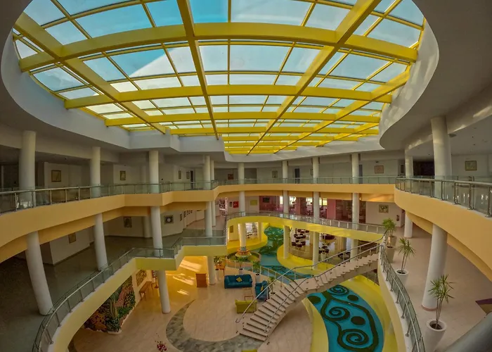 Sun & Aqua Park Курортный комплекс 5*